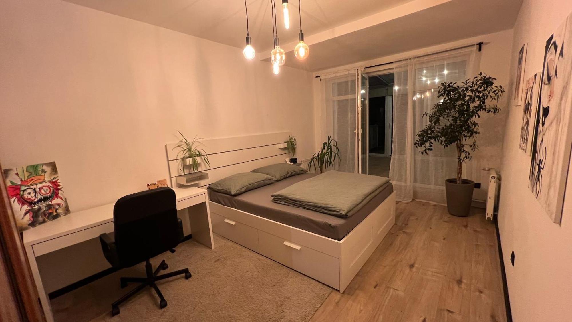 Lake Apartment, 2X Free Garage, 10 Mins To Centre Bratislava Eksteriør billede